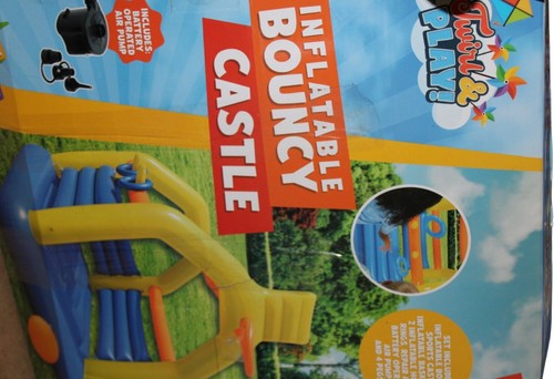 Twirl play inflatable - &,